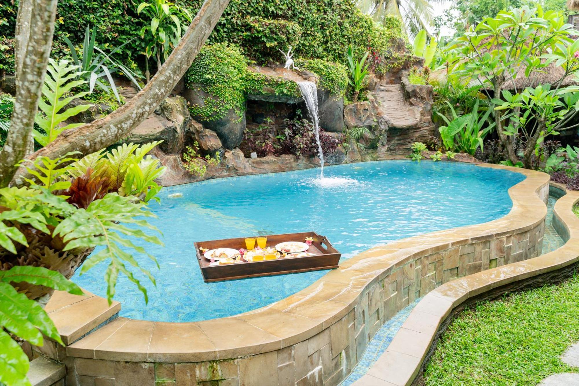 Puri Samaira Villa Tanjung  ภายนอก รูปภาพ