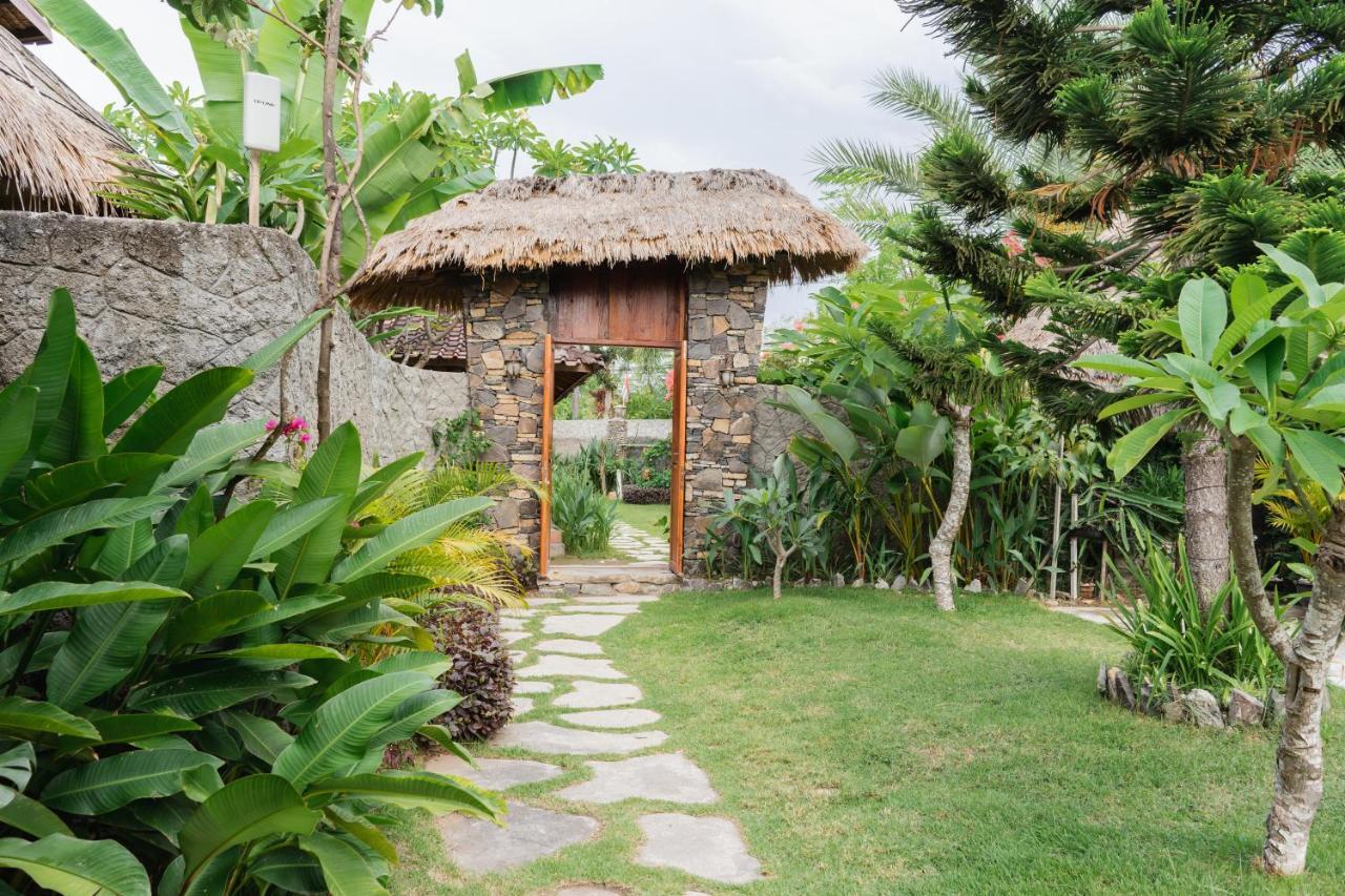 Puri Samaira Villa Tanjung  ภายนอก รูปภาพ