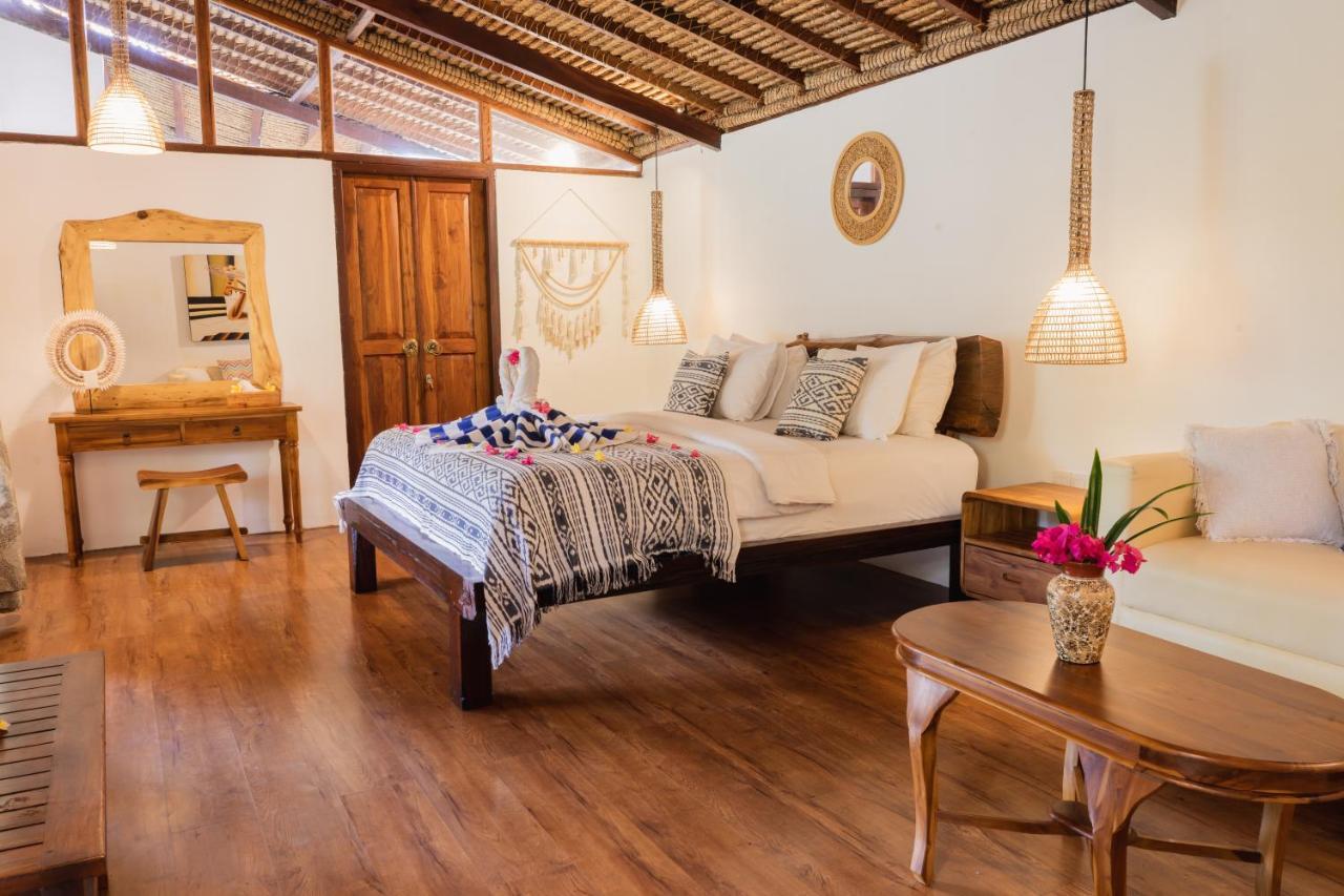 Puri Samaira Villa Tanjung  ภายนอก รูปภาพ