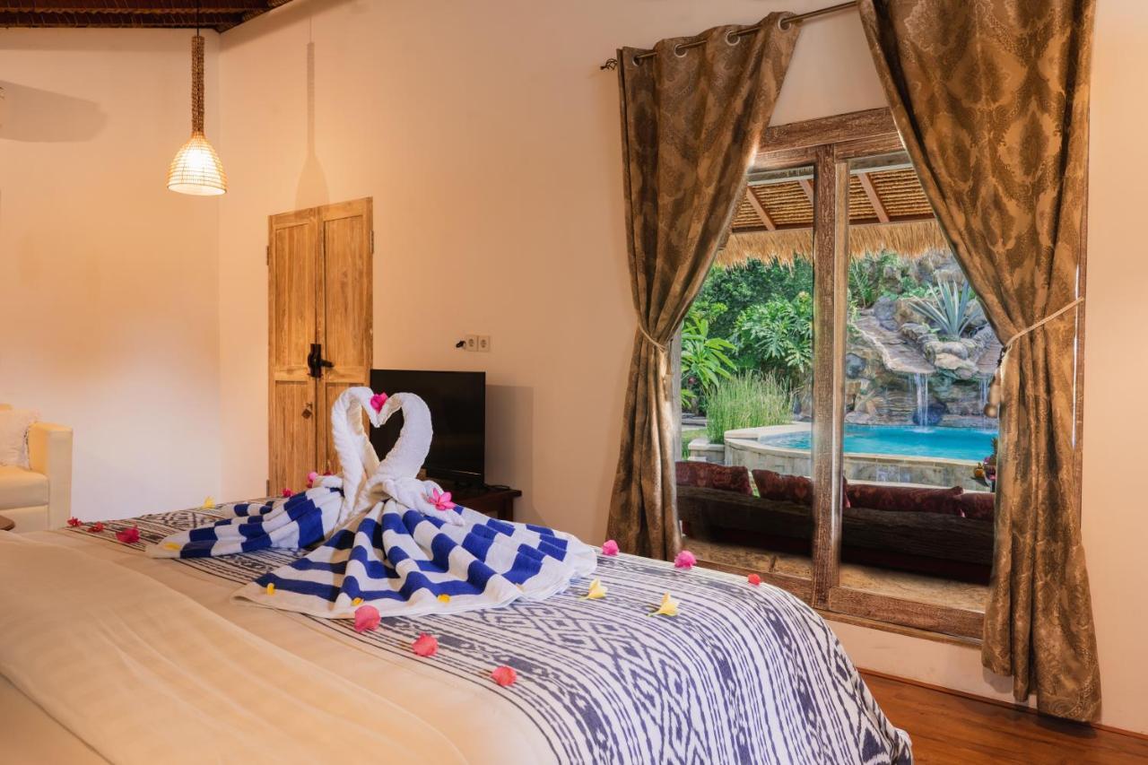 Puri Samaira Villa Tanjung  ภายนอก รูปภาพ